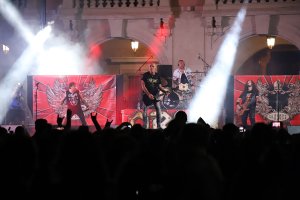 Obús, en concierto.