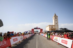 Aficionados en la llegada al Cabo de Gata.