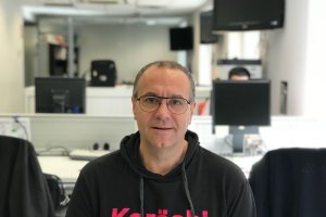 José Luis Rojí en la redacción de la Cadena SER.