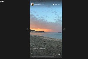 Esta influencer de moda disfruta de las paradisíacas playas de Almería.