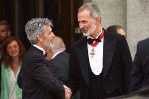 El Rey Felipe VI junto a Carlos Lesmes.