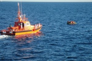 Salvamento Marítimo rescata una patera.