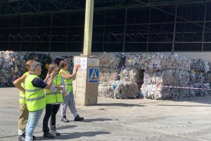 Visita a la planta de reciclaje.