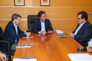 Reunión entre el Ayuntamiento de El Ejido y Diputación.