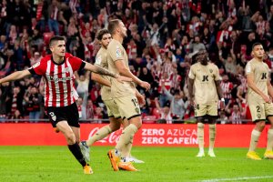 El color de la camiseta refleja el estado del equipo.