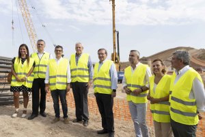 El ministro Bolaños visitó las obras del AVE en Vera en agosto.