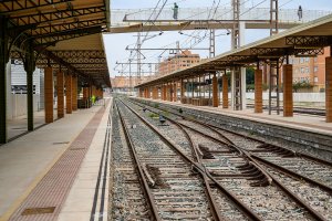 Vías del tren en la capital.