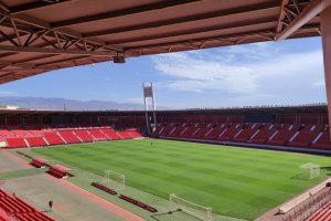 El campo ha quedado de cine pero el sonido no es bueno.