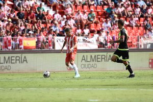 Pozo en el Almería-Rayo.