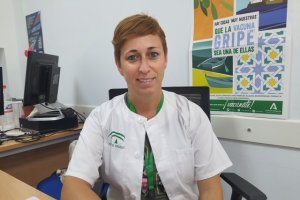 La enfermera referente de vacunas del Distrito, Vanesa Fernández.