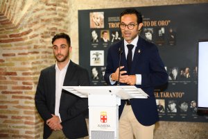 Isaac Vilches y Jesús Luque, durante la presentación.