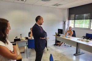Ramón Herrera, durante su visita a la Universidad de Almería.