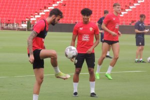 Centelles, Rojas y Milovanovic en el entrenamiento de este miércoles.