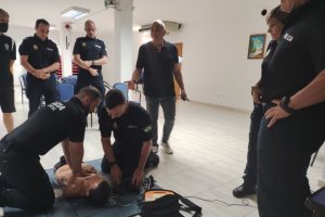 Imagen de archivo de la Policía Local de Mojácar en formación de primeros auxilios.