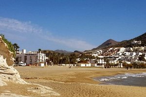 Imagen desde la playa de San José.