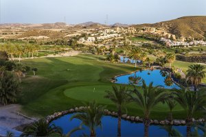 Valle del Este cuenta con uno de los mejores campos de golf de España.