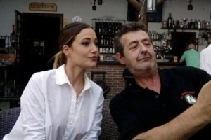 Sara Hernández con su tío José Antonio Guerrero, ya fallecido.