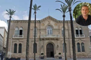 Enrique de Amo tiene ahora un cargo en el Obispado de Almería.