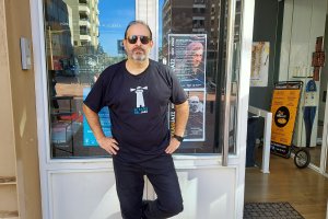 El pianista Ramón García, a las puertas de la Sala Clasijazz. Foto: Juanjo Simón