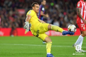Fernando en el Barça-Almería.