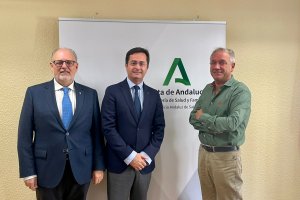 Francisco Góngora junto a Miguel Ángel Guzmán y Diego Vargas.