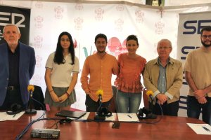 En la imagen, José Antonio Olmedo, Isabel Rodríguez, Guillermo Mirón, Carolina Pérez, Gabriel Flores y Nicolás Losilla participantes en el Hoy 