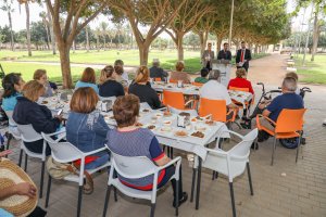 Presentación del recetario \'Saboreando Recuerdos\' en El Ejido.