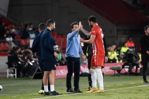 Baptistao se acercó al banquillo para celebrar el único gol contra el Getafe.