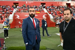 Mohamed El Assy y Joao Gonçalves tienen trabajo de cara al mercado de invierno.