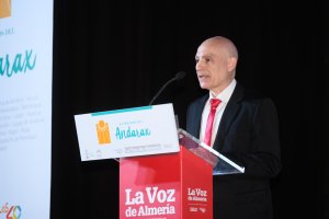 Luis Cortés, durante su intervención en la gala celebrada en Huércal de Almería.