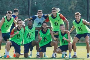 Morata, primero por la izquierda, después del entrenamiento.