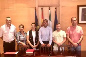 El alcalde de Zurgena, Francisco Martínez (tercero por la derecha).