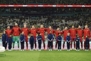 El once de Serbia antes de debutar en el Mundial contra Brasil.