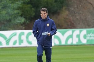Rubi en el entrenamiento previo al partido del Almería frente al Sturm Graz.