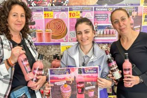 Muchos almerienses ya disfrutan de su licor.