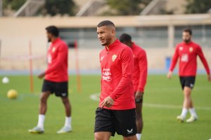 Concentrado en su primera sesión con el Almería.