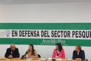 Imagen de la Asamblea de Andmupes, la Asociación Andaluza de Mujeres del Sector Pesquero.