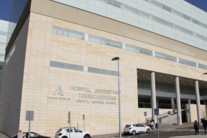 Facha del nuevo edificio del Hospital de Torrecárdenas.