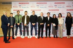 El equipo rojiblanco recibió el galardón de Deportes.