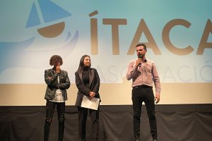 Presentación del documental de Ítaca en el Teatro Apolo