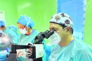 El Dr. Joaquín Fernández ha participado en una expedición quirúrgica solidaria.