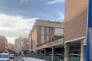 La calle de Nueva Andalucía será asfaltada.