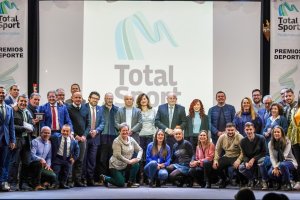 Los protagonistas de una gran fiesta del deporte en Fiñana.