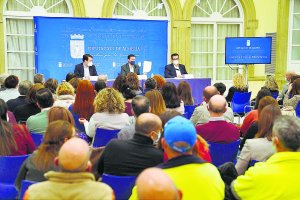 Reunión del presidente de la Diputación de Almería con empleados públicos el pasado mes de abril.