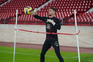 Fuoli en un entrenamiento en el Estadio de los Juegos Mediterráneos.