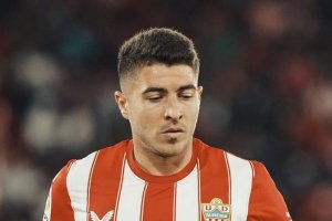 El malagueño, que no renovará, protagonista en Instagram.