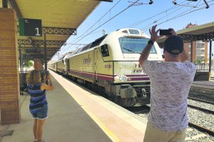Imagen captada en la Estación Intermodal de Almería cuando acabaron los transbordos y que obligaban a ir a Huércal en autobús.