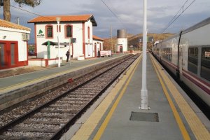 Estación de tren en Fiñana.