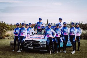 Israel llega a Almería con ua  gran escuadra.