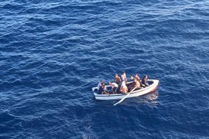 Imagen de archivo de una patera.